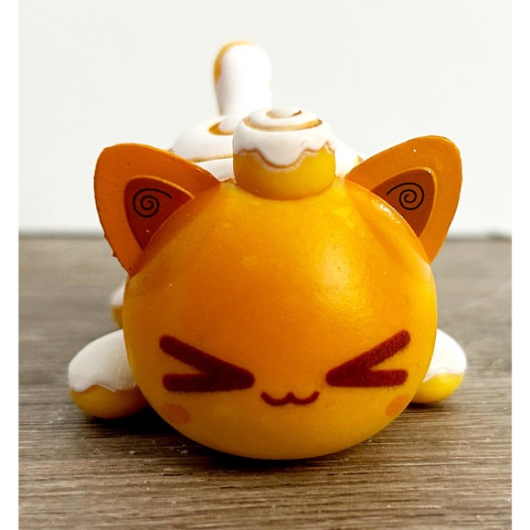 Aphmau mystery MeeMeows Surprise Figure litter 2 -Cinnamon Roll Cat - Picture 2 of 8